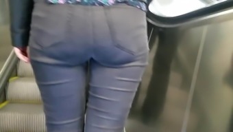 tight jeans high definition brown voyeur russian brunette ass