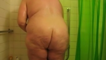 masturbation chubby mature shower bbw fat solo amateur