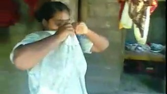 slut lady kiss indian huge flashing cam mature exhibitionists