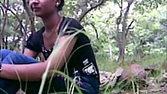 indian mature indian fucking face fucked outdoor couple