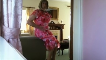 pee grandma gay crossdresser dress mature voyeur outdoor pissing solo blonde amateur