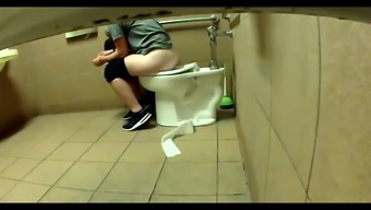 high definition hidden voyeur toilet amateur