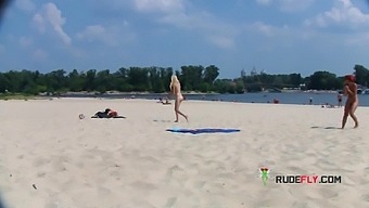 voyeur outdoor teen (18+) beach